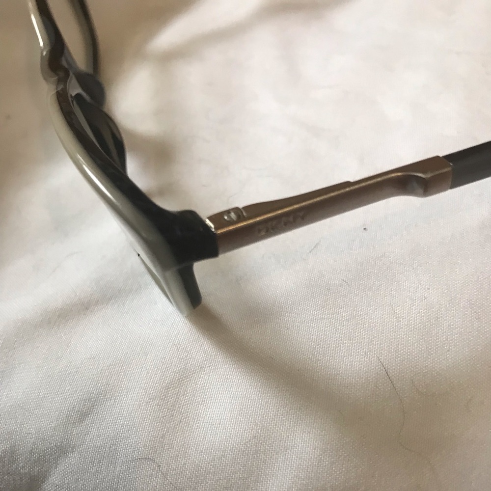 NWT DKNY eyeglass frames - Picture 4 of 6